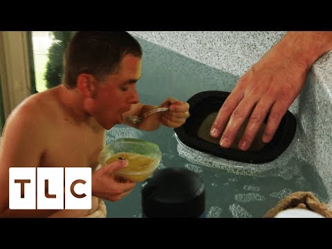 Man Heats Up Food In His Jacuzzi! | Extreme Cheapskates