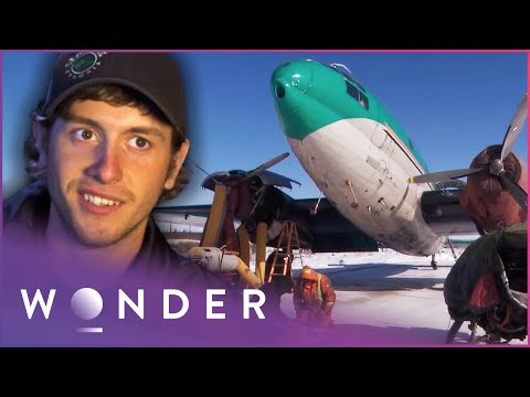 Rescuing The Broken C-46 Plane In Dangerous Winds | Ice Pilots NWT | Wonder