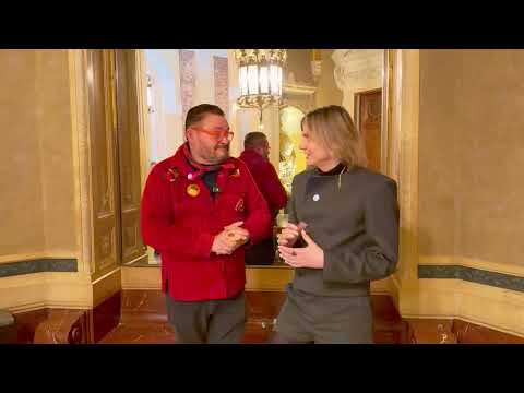 С кем нужно спать, чтобы построить такой дом