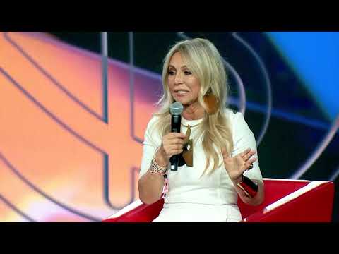 Raising Brows with Anastasia Soare | BeautyconLA 2019
