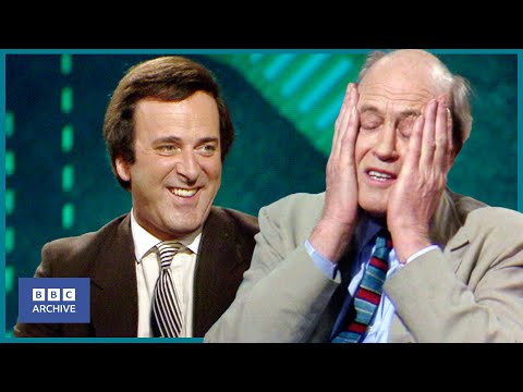 1984: Was ROALD DAHL a SPY? | Wogan | Writers and Wordsmiths | BBC Archive