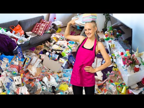 Grandma Eva Thought No One Could Clean Her Home: The Unbelievable Makeover😳🧽