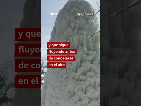 Un “volcán de hielo” entra en erupción en Nueva York