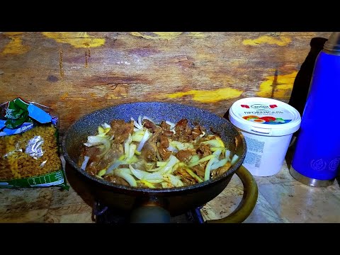 ОХОТА НА ГУСЯ ВЕСНА 2025г. Живём с Батей Неделю в Избе на Болоте. Готовим Добытую Дичь.