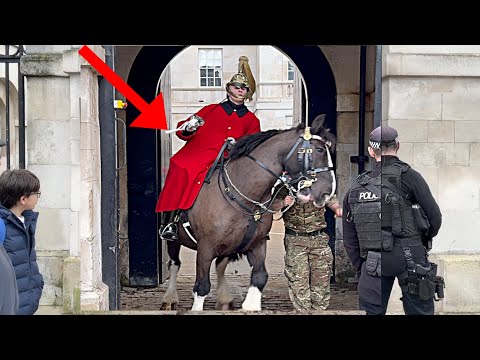 King's Horse Decides To SHOW OFF the Riders Skills - Police Keeps Public Safe from Spooked Horse
