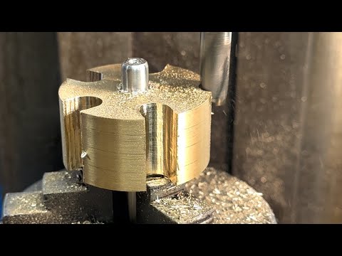 Rotary Pump with a Transparent Window. Watch how it Pumps the Liquid