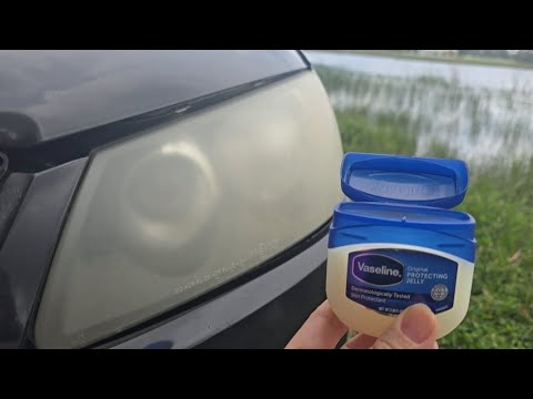Restore your old headlights to NEW in 1 minute with Vaseline. You won't believe it !