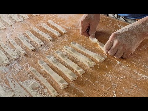 炸油條,燒餅,迷你雙胞胎製作/ Fried Bread Stick, Chinese  Paratha, Mini Twin Dough - Taiwanese Street Food