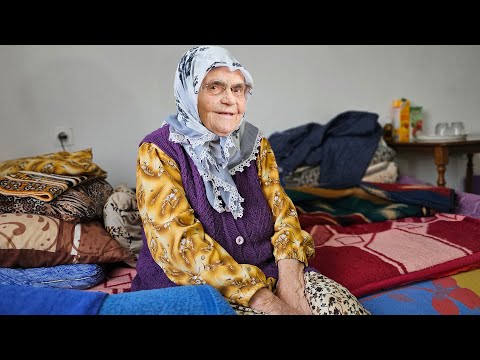 OČUH JOJ OTIMAO HRANU! Majka se tukla sa njim zbog toga!