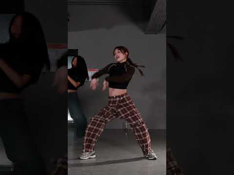 Look at👀✨her energy — Clean & Sharp #amypark #redy #choreography