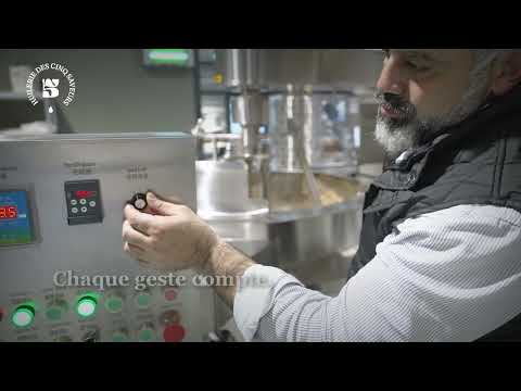 Huilerie des 5 Saveurs – Le Savoir-Faire Artisanal | Pressage Traditionnel & Huiles Gourmandes