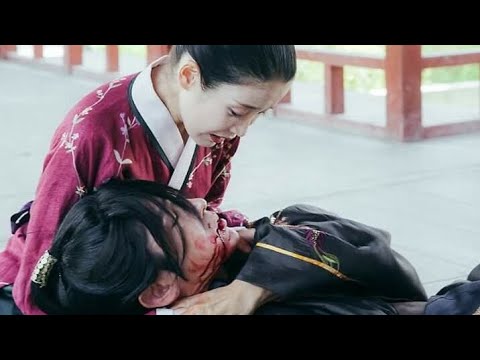 HE DRINKS THE POISON TO SAVE HIS BROTHER AND HIS LOVER😭😭😭😭 #moonlovers #leejoongi #iu
