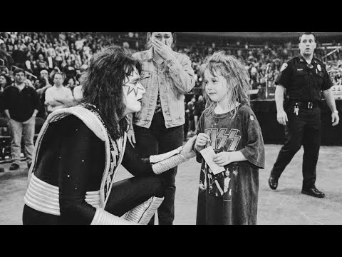 Ace SAW a Little Girl Crying in the Front Row — He Jumped Off Stage for Her