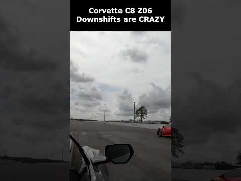 Chevrolet Corvette C8 Z06 Exhaust Downshifts while Racing... ? #shorts