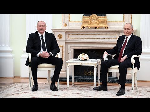 Путин и Алиев встретились в Москве с ветеранами-строителями Байкало-Амурской магистрали