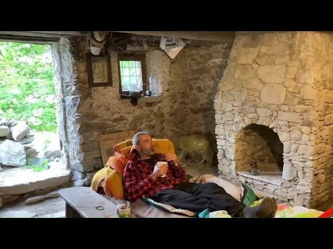 Ep.96 – Finestra in pietra – Finisco canna fumaria – Lavori in baita – Natura e paesaggi