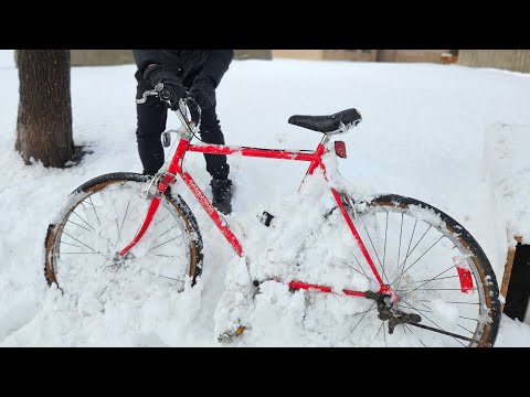 Restoration Abondoned Vintage bike in the Snow Full Process