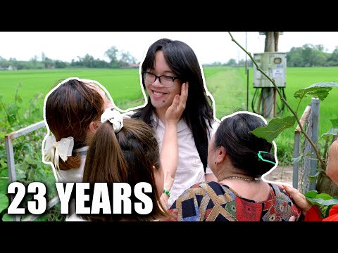Meeting My Mom and Sisters after 23 Years Apart. Emotional Long Lost Family Reunion in Vietnam