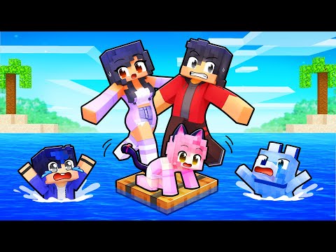 Playing as a FAMILY on a RAFT in Minecraft!