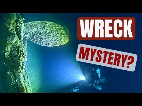 NOT Identified - HUGE Mystery Shipwreck in 90 Metres (290 feet)