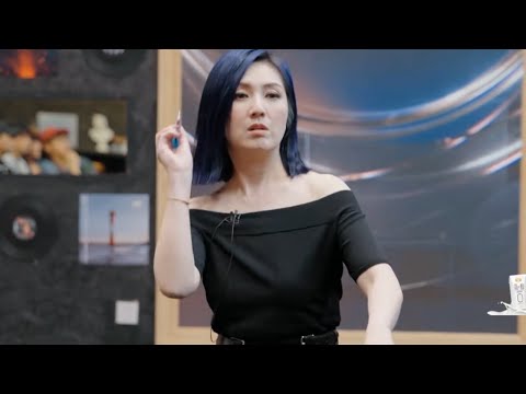 扔飞镖选歌大比拼！李克勤杨千嬅惨遭运动生涯滑铁卢