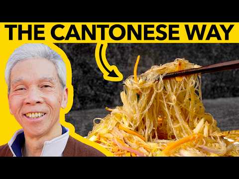 🤤  How a Chinese chef cooks Glass Noodles (蝦米炒粉絲)!