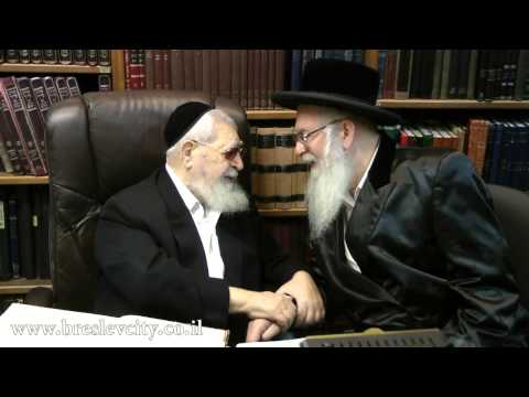 הצדיק מוהרא"ש מברסלב במפגש עם הרב עובדיה יוסף
