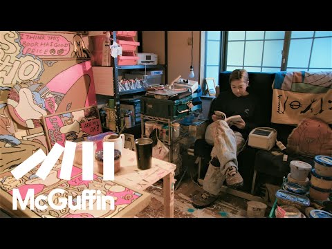 [Room Tour] Popular painter Mari Sakurai's studio and room surrounded by comic book and movie fig...