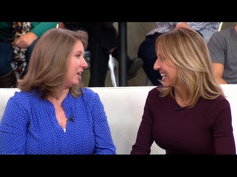 | GMA Mother, daughter meet for 1st time live on 'GMA,' 30 years after adoption