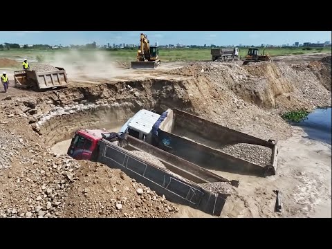 OMG!! Scary Moment!! 😱 Everything Goes Wrong in Seconds — Truck Risky Moment! Safety First!