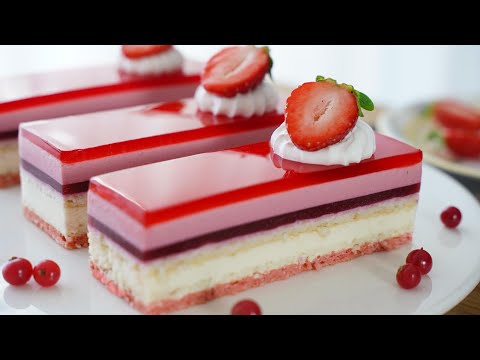 Beautiful Strawberry Cake / 딸기 케이크에 이것 넣으면 더 맛있어집니다. / 컵 계량 / 딸기 젤리 / 코코넛 다쿠아즈