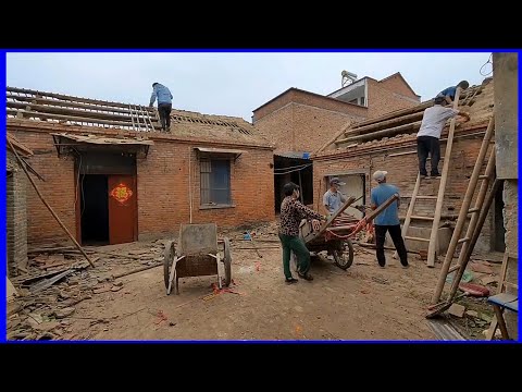 tear down the old house and garden to build a beautiful new house