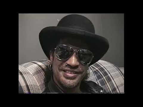 Slash On The Fly with Les July