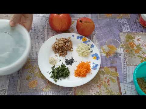 Кормление птенцов канарейки с 1 дня рождения. (Feeding of canary chicks from the 1 day)