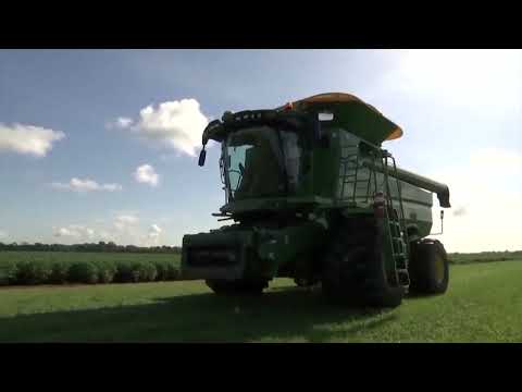 US farmers say Trump's $12 billion aid package won't cover losses | REUTERS