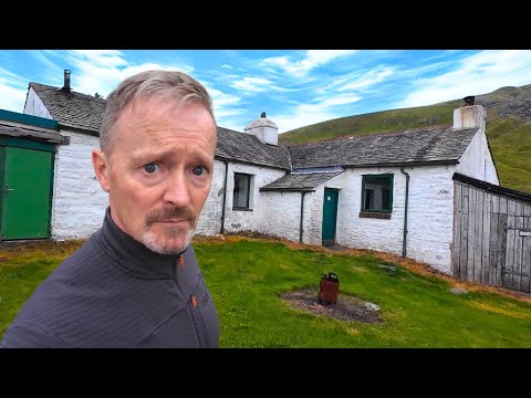 Overnight Alone In A Bothy In The Middle Of NOWHERE...