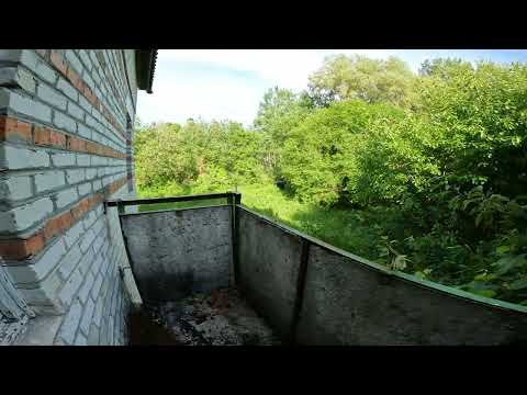 Затишний покинутий будинок