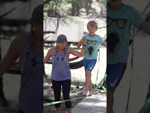 A family lives full time in here? Box truck Overlander 4X4