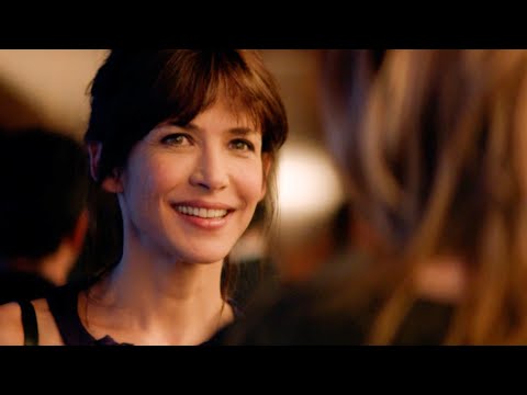 极力推荐这部关于婚姻的爱情电影，充满禁忌的爱情引人深思，爱情和家庭究竟哪个更重要？错过了或许会真的会感到可惜！【阿奕】