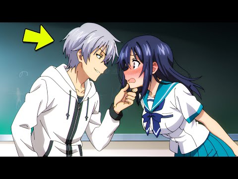 Ordinary Boy Is Actually A Legendary Vampire & Has To Bite His Crush!