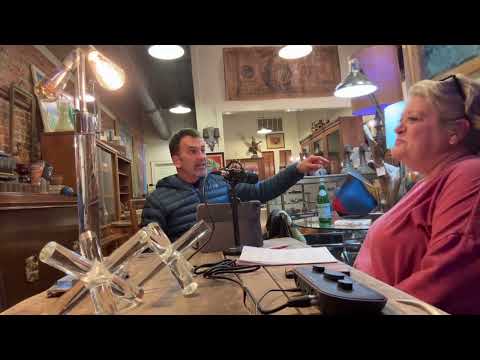 LRL Episode 10: The Gold, the Bad, and the Ulmer. #podcast #elloreesc #venezuela #leftrightandlocal