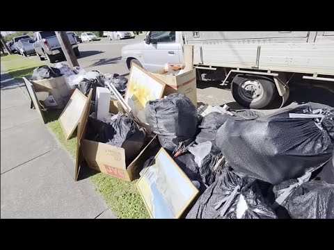 ОйБаЙ ! Это невероятно что я нашла на свалке ! Это надо видеть ! Антиквариат - золотая мусорка