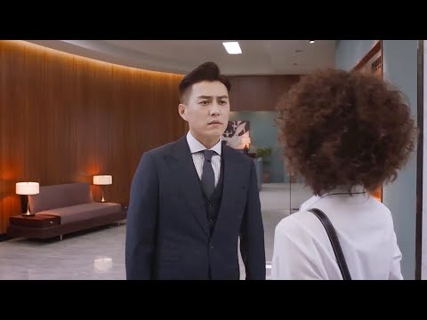 Delivery girl mocked for no degree—then shows Harvard resume, stuns all!