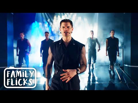 Das Sound Machine Car Show (First Performance) | Pitch Perfect 2 (2015) | Family Flicks