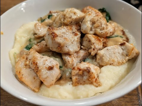 Butter Garlic Bacon Chicken with a spinach gravy π