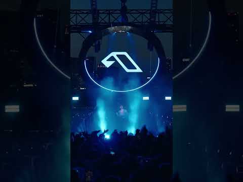 'Nemora' with @NoxVahn is out now on @anjunadeep 💚 #ontour #marshmusician #newmusic #anjunadeep