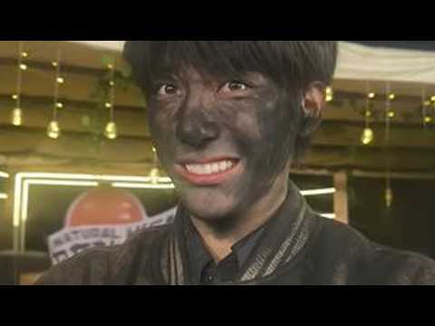 难怪都说现在就出发既不尊老也不爱幼 ,因为沈精兵们一旦玩起游戏,眼里只剩下了私人恩怨#沈腾 #王安宇 #金晨 #现在就出发 #影娱热点团