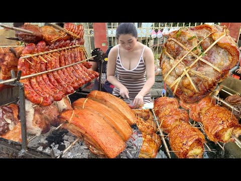 BBQ Korea, The girl selling grilled pig's feet, and crispy grilled pork belly on the city sidewalk