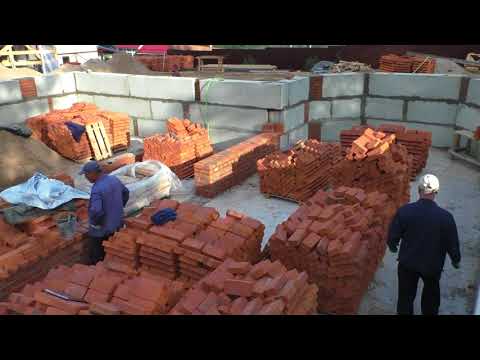 Устройство цокольного этажа из фундаментных блоков.