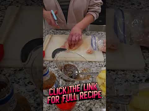 🐥🎼 Nostalgic Flavors: 'Chicken Tonight' Singing?!